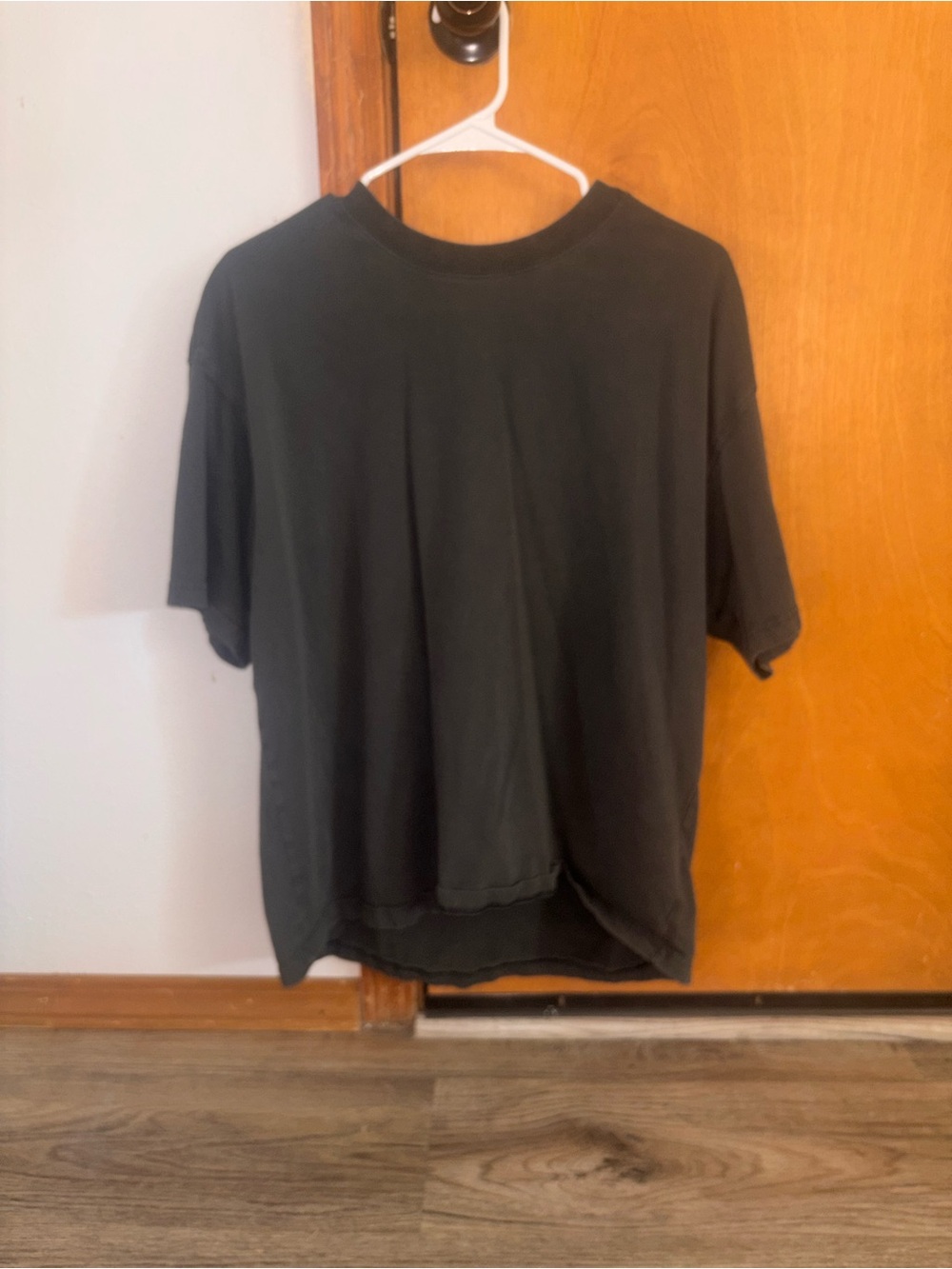 Lot of 2 American Eagle AE Boxy Fit T-Shirts Size Large L Faded Black Blank